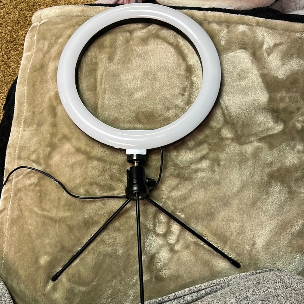 Ring light